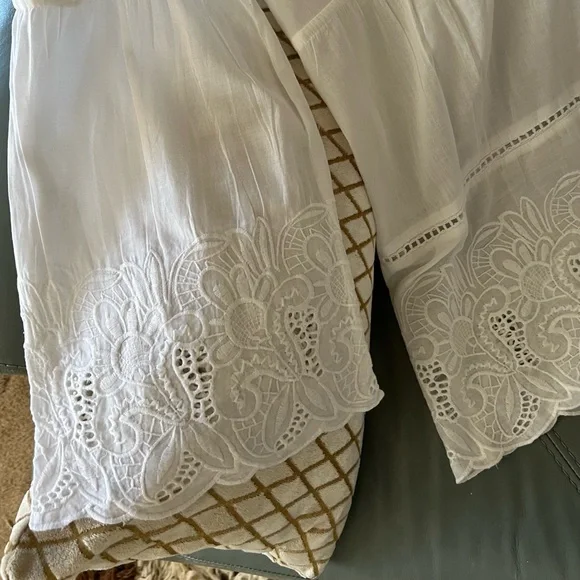 NWOT MICHAEL Michael Kors CRISP WHITE Embroidered LACE V-NECK Cotton BLOUSE L - Picture 11 of 17